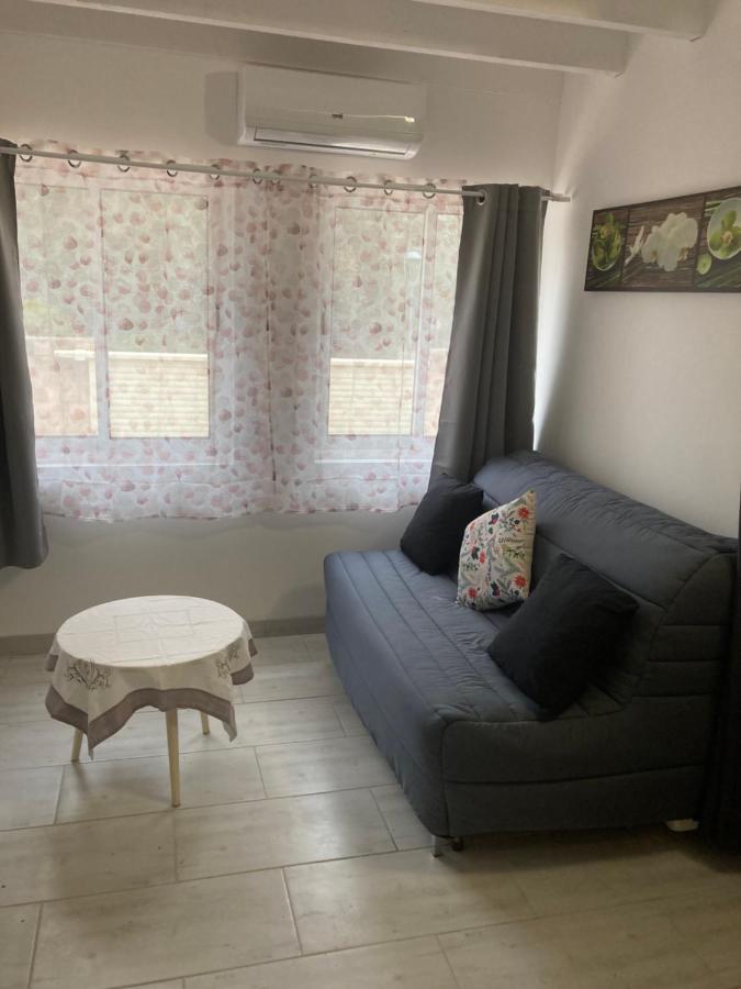 Apartamento Au Havre De Paix Garéoult Exterior foto